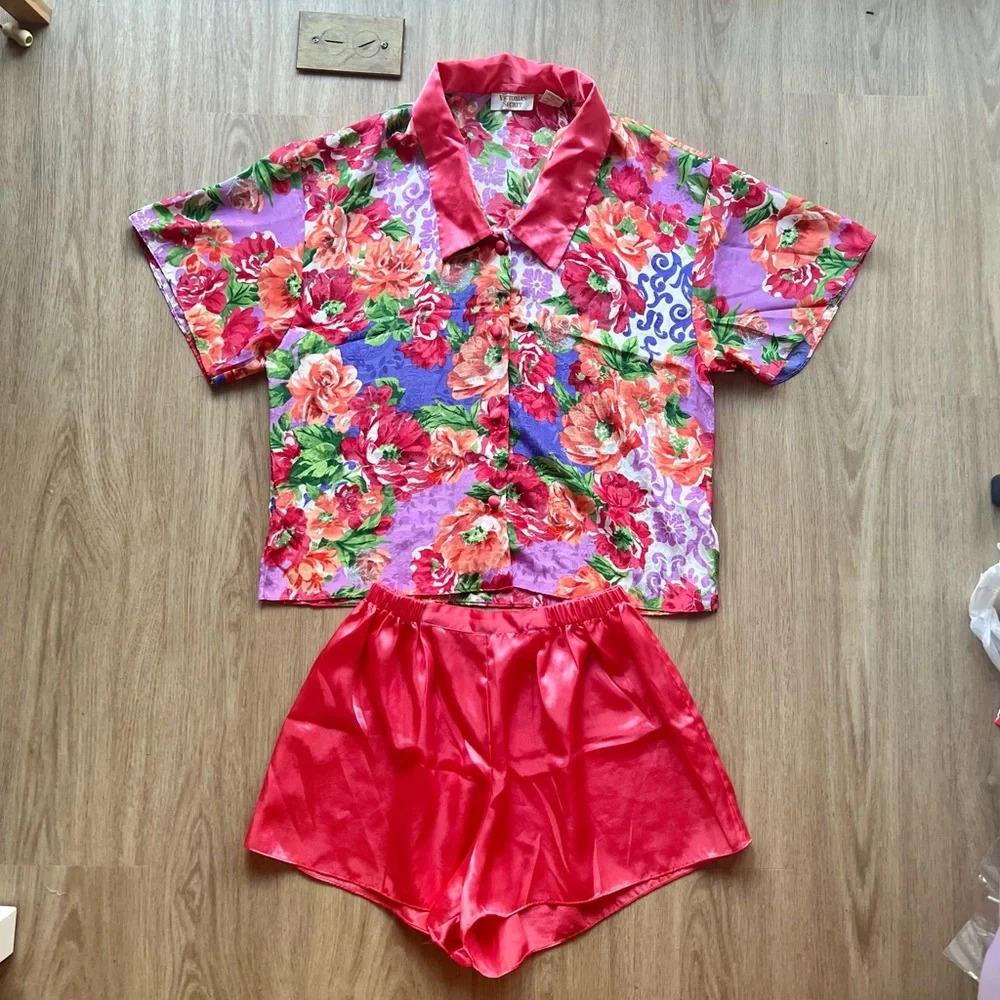 Victoria’s Secret Vintage Gold Label Pajama Set